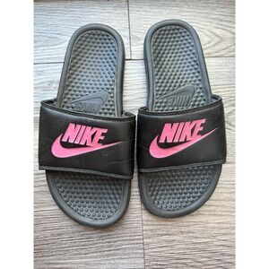 Nike Benassi JDI Women's Black Pink‎ Logo Slide Sandals Size 8